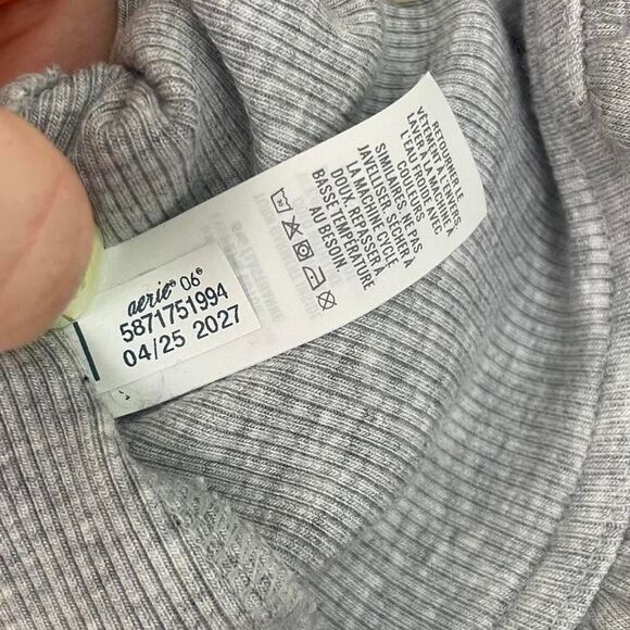 Aerie Gray Off-the-Shoulder Sweater - Picture 5 of 8